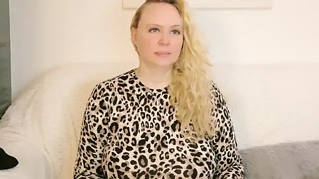 Sarah4you online show from 23, 2, 2026