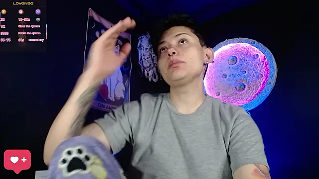 girl intense444 online show from 4, 3, 2026