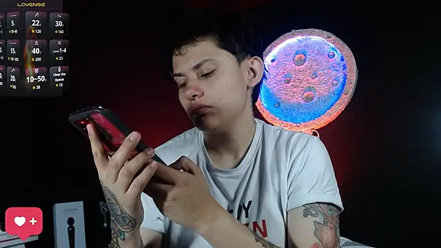 girl intense444 online show from 3, 10, 2025