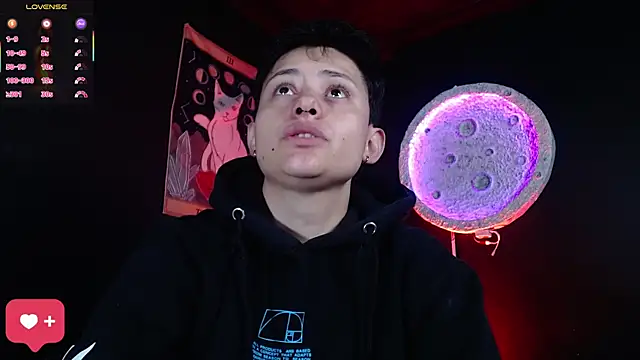 girl intense444 online show from 10, 4, 2026