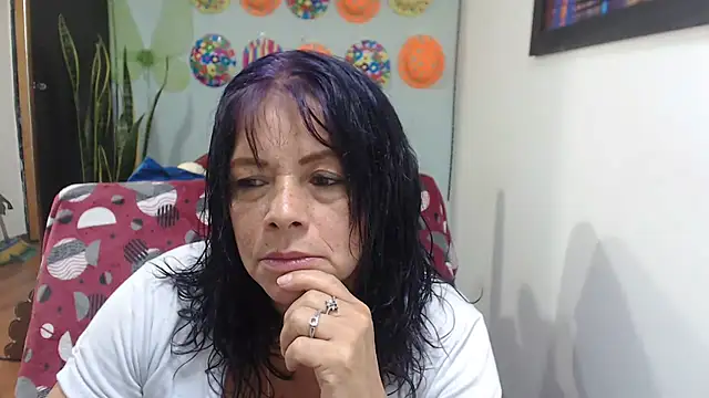 sexytitshot126 online show from 25, 6, 2026