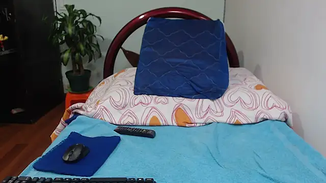 sexytitshot126 online show from 25, 4, 2026