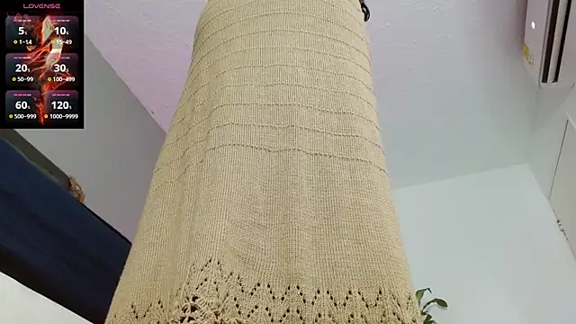 Snapshot of CharlotteLemke chatting on 26, 9, 2025 CharlotteLemke online show from 26, 9, 2025