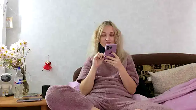 ModelEva online show from 29, 10, 2025