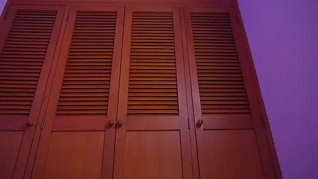 bella adams  online show from 12, 1, 2026