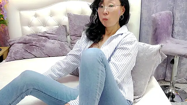 Asian legs online show from 19, 5, 2026