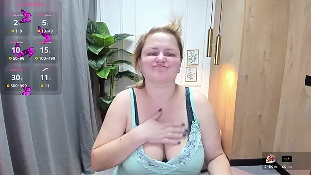 ScarlettSoft online show from 5, 10, 2025