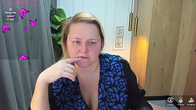 ScarlettSoft online show from 21, 10, 2025