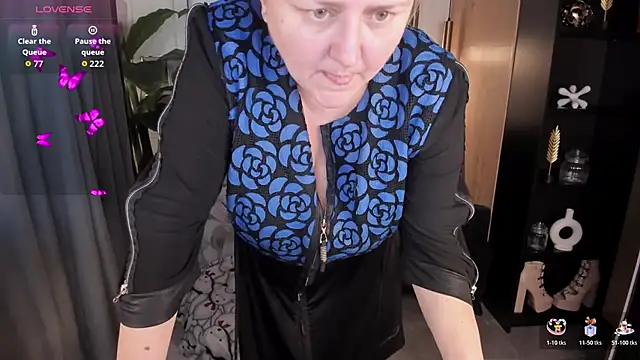 ScarlettSoft online show from 2, 6, 2026
