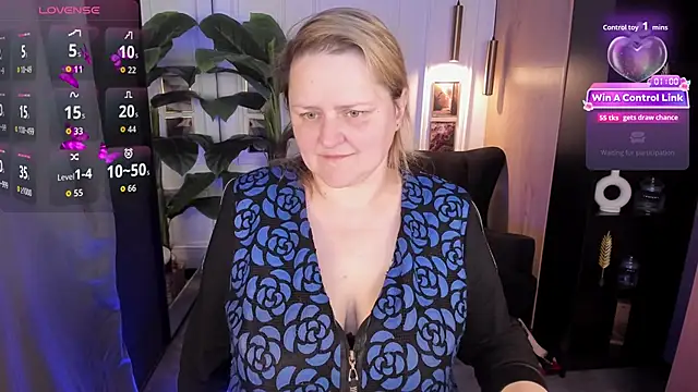 ScarlettSoft online show from 11, 5, 2026