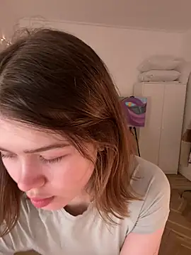 AmberIIey online show from 9, 3, 2025