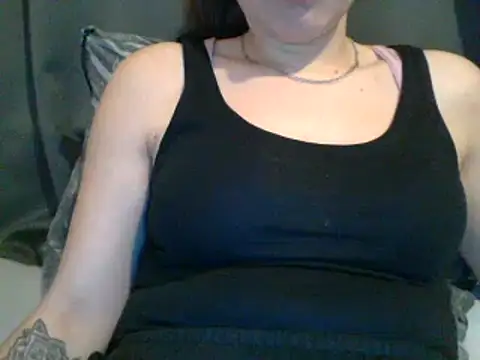 geilmeisje98 online show from 14, 2, 2025