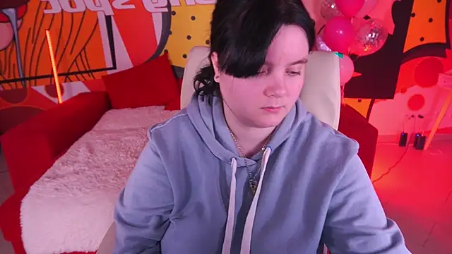 LittleShyy online show from 19, 2, 2026