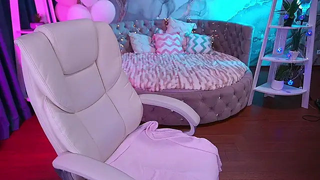 LittleShyy online show from 23, 2, 2026