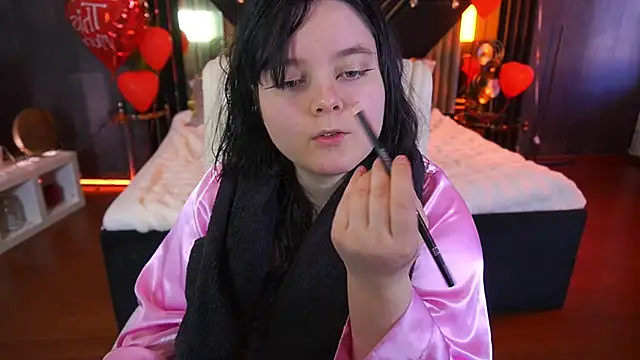 LittleShyy online show from 22, 2, 2026