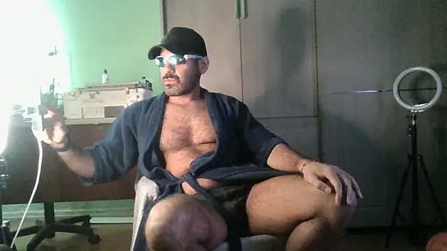 Snapshot of MILITARS chatting on 9, 7, 2026 MILITARS online show from 9, 7, 2026