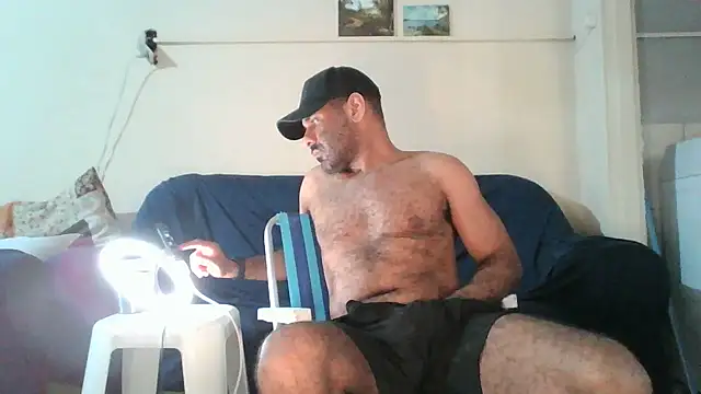 Snapshot of MILITARS chatting on 7, 5, 2026 MILITARS online show from 7, 5, 2026
