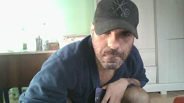 Snapshot of MILITARS chatting on 12, 6, 2026 MILITARS online show from 12, 6, 2026