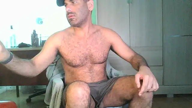 Snapshot of MILITARS chatting on 23, 5, 2026 MILITARS online show from 23, 5, 2026