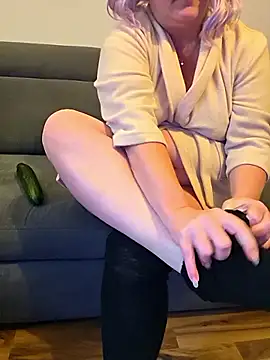 germanwoman01 online show from 14, 9, 2025