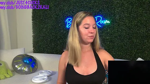 boomboomr00m online show from 25, 9, 2025