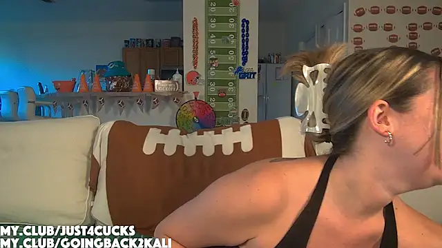 boomboomr00m online show from 8, 11, 2025