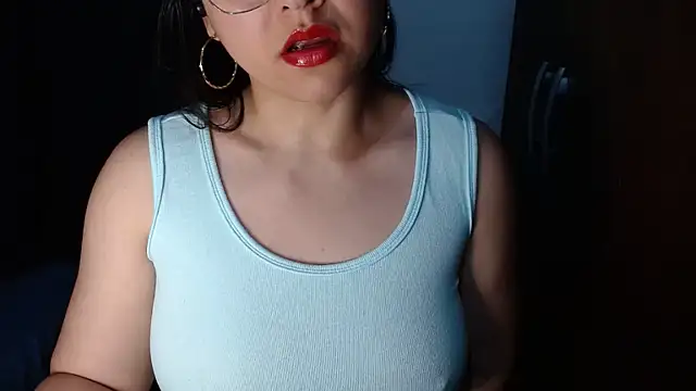 Snapshot of lizbodu chatting on 8, 6, 2026 lizbodu online show from 8, 6, 2026