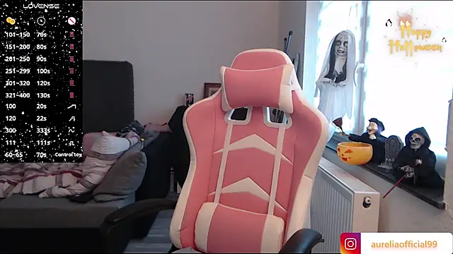 Snapshot of AureliaWinter chatting on 1, 11, 2025 AureliaWinter online show from 1, 11, 2025