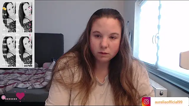 Snapshot of AureliaWinter chatting on 5, 11, 2025 AureliaWinter online show from 5, 11, 2025