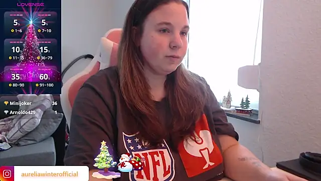 Snapshot of AureliaWinter chatting on 10, 12, 2024 AureliaWinter online show from 10, 12, 2024