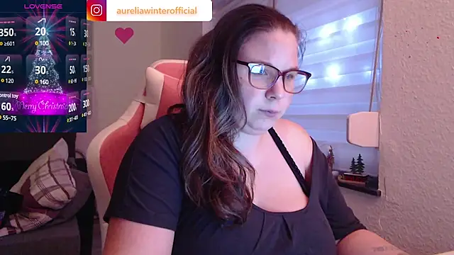 Snapshot of AureliaWinter chatting on 2, 12, 2024 AureliaWinter online show from 2, 12, 2024
