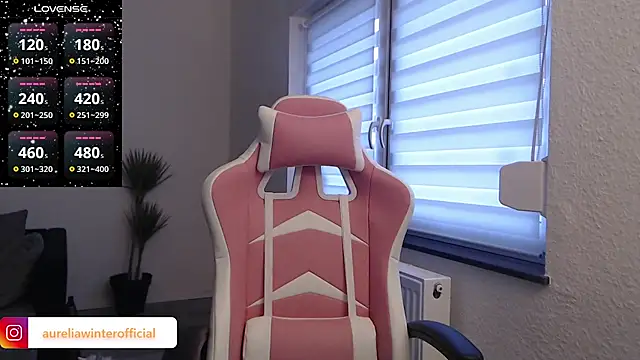 Snapshot of AureliaWinter chatting on 7, 2, 2025 AureliaWinter online show from 7, 2, 2025