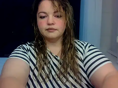 Snapshot of cute__cherry chatting on 27, 7, 2026 cute cherry online show from 27, 7, 2026