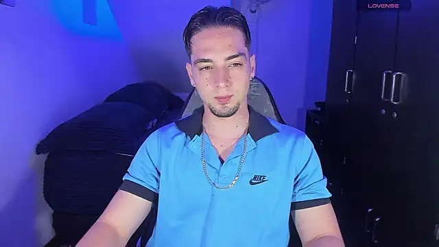 Alex smith00 online show from 7, 10, 2025