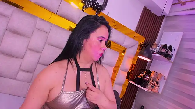 bigass monic online show from 15, 3, 2026