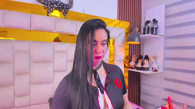 bigass monic online show from 19, 9, 2025