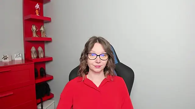 Cookie zoe online show from 18, 5, 2026