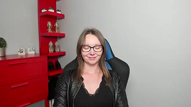 Cookie zoe online show from 19, 9, 2025