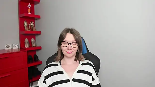 Cookie zoe online show from 13, 3, 2026