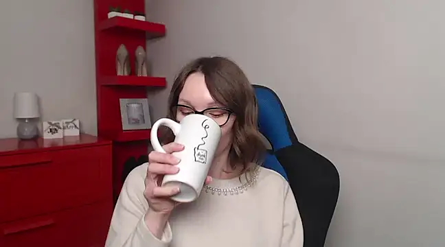 Cookie zoe online show from 18, 3, 2025