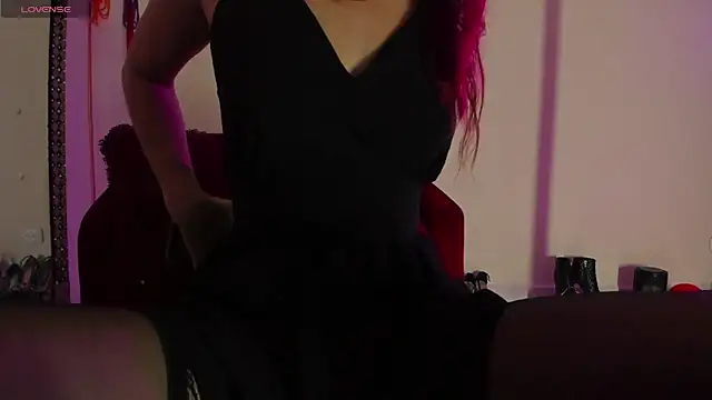 Cristina  Smith online show from 9, 3, 2025