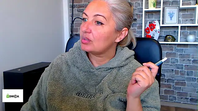 angel devil milf online show from 13, 3, 2026