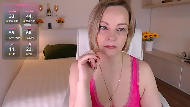 Tilly Eliot online show from 20, 9, 2025