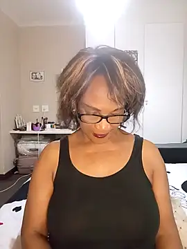 Snapshot of Hotgrannyx chatting on 15, 10, 2025 Hotgrannyx online show from 15, 10, 2025