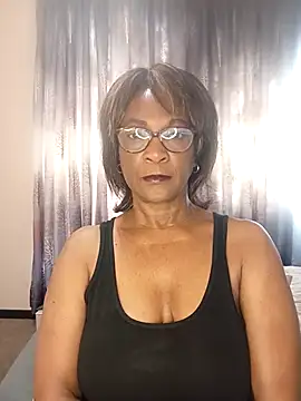 Snapshot of Hotgrannyx chatting on 12, 11, 2025 Hotgrannyx online show from 12, 11, 2025