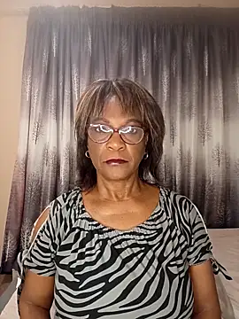 Snapshot of Hotgrannyx chatting on 15, 11, 2025 Hotgrannyx online show from 15, 11, 2025