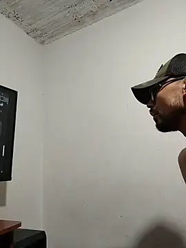 SebasOrte94 online show from 24, 11, 2025