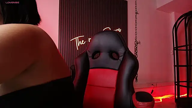 arianna smith  online show from 20, 9, 2025