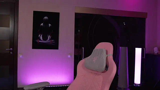 GirlGogo online show from 9, 2, 2026