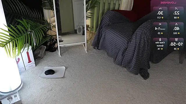 SofiaFoster  online show from 17, 11, 2025